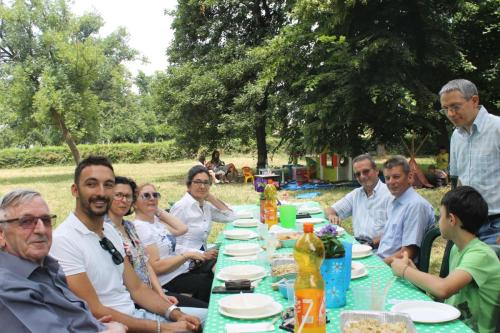 Pranzo-al-parco-rsa-villa-smeralda-2025-1